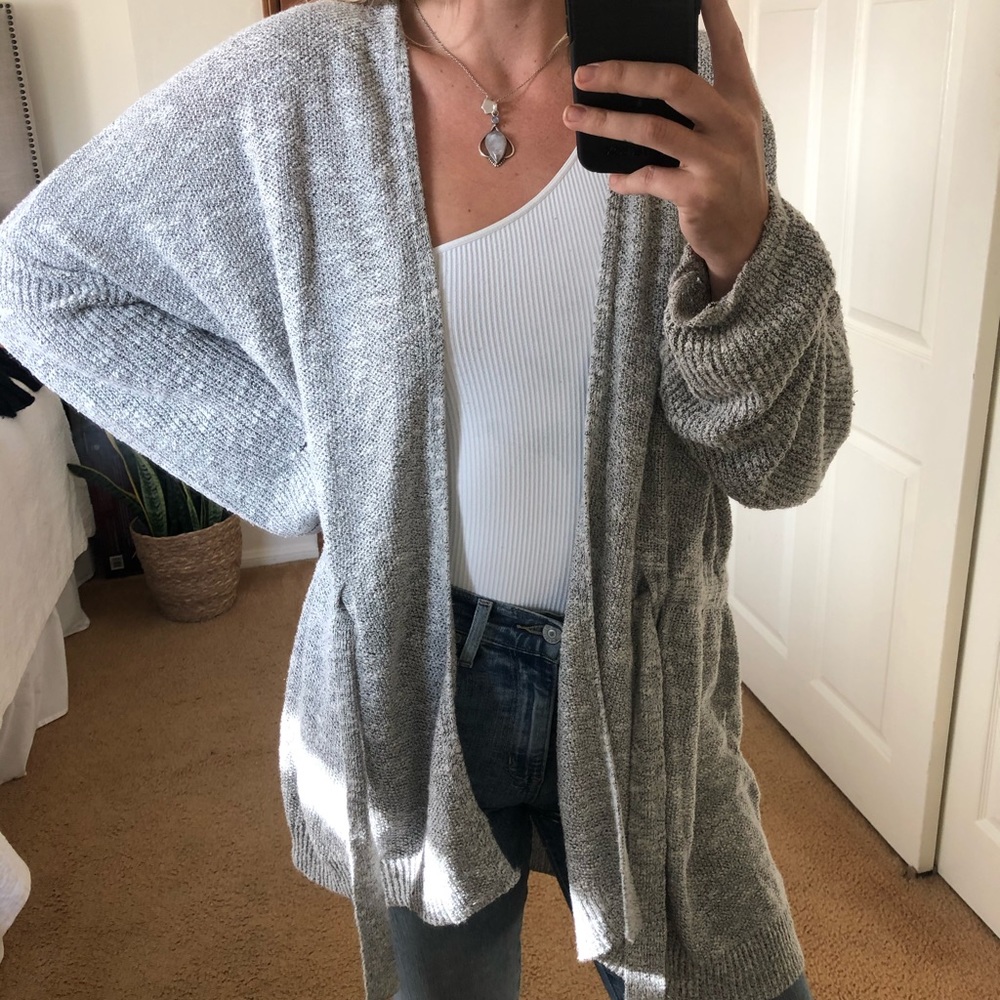 EXPRESS Knitted Cardigan Wrap